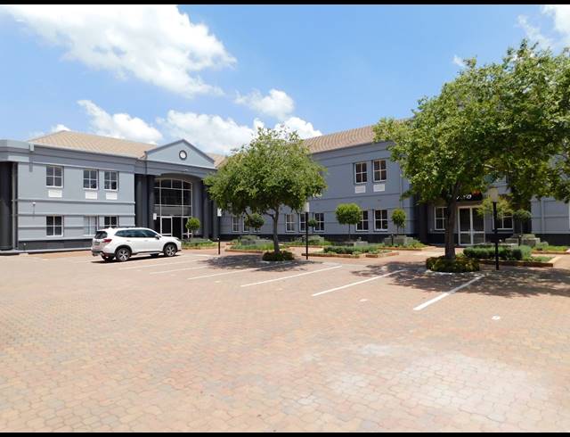 443M² OFFICE TO LET IN ILLOVO
